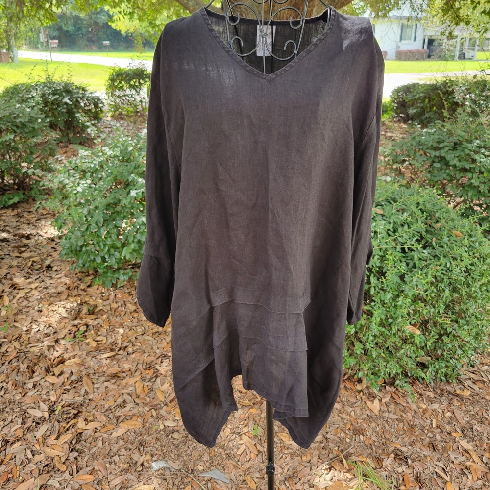 Match Point M Tunic Black Linen Sharkbite Hem Lagenlook Neutral Artsy Whimsigoth
